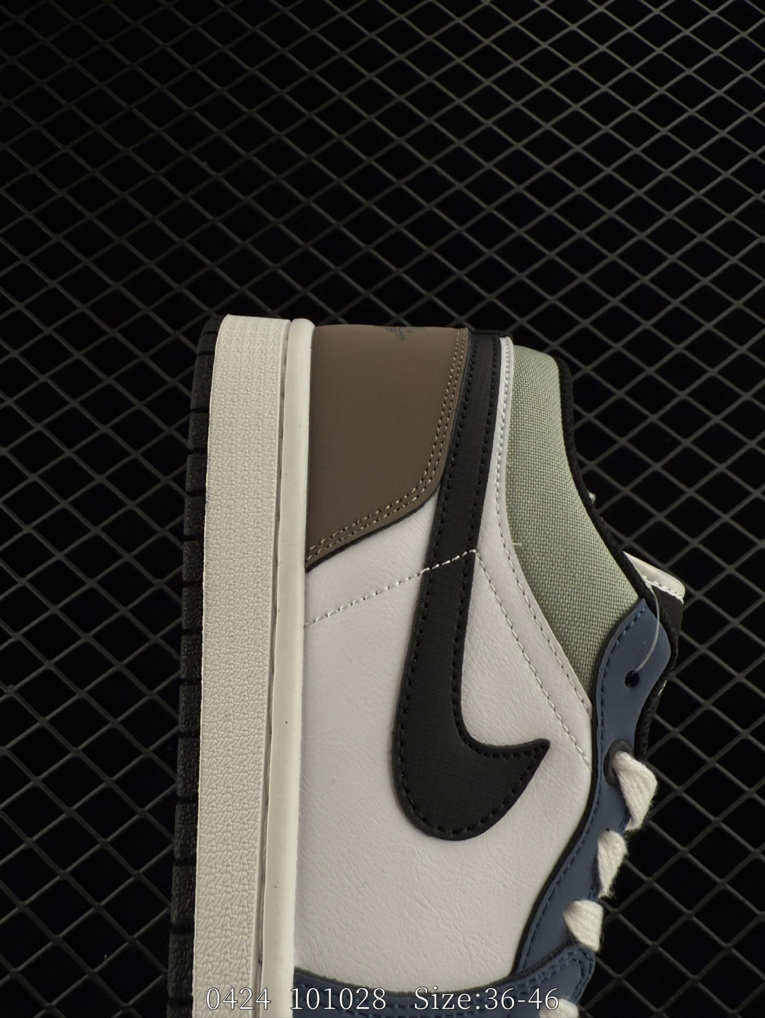 Air Jordan 1 Low SE AJ1